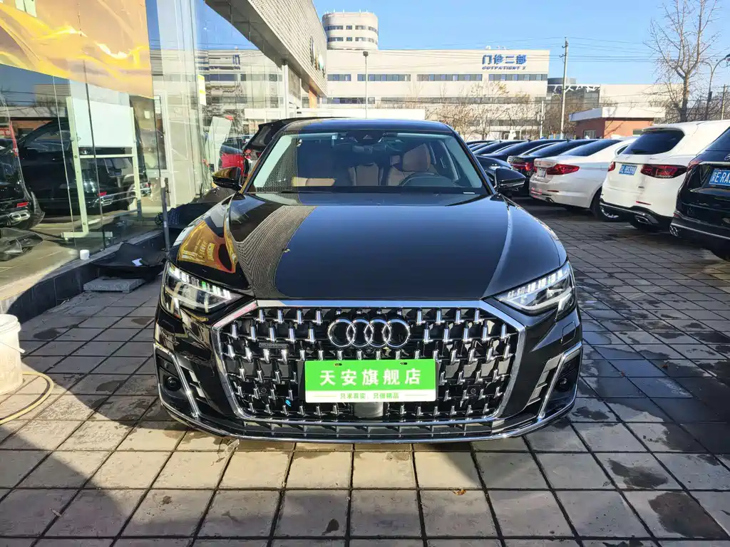 Audi A8 2023