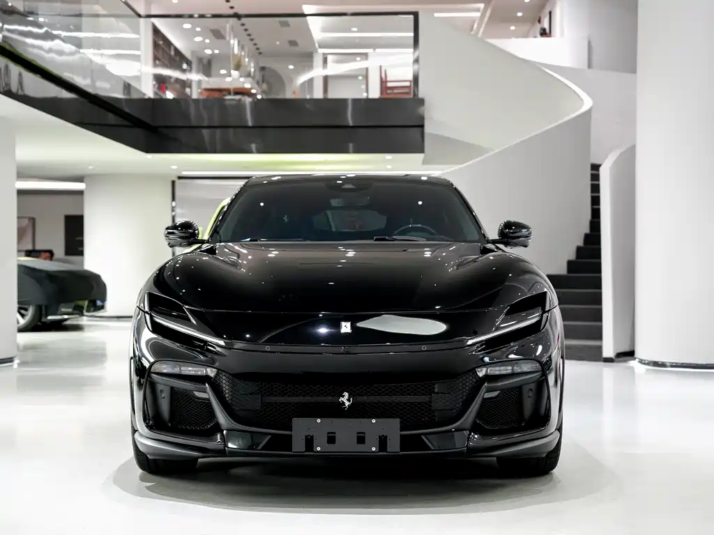 Ferrari Purosangue 2025