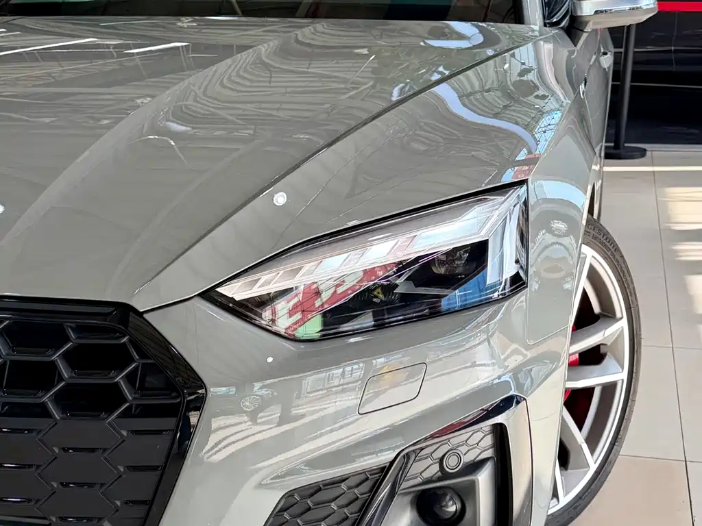 Audi S5 2023