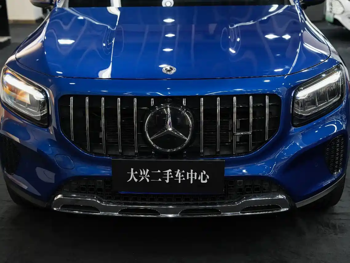 Mercedes-Benz GLB 2025