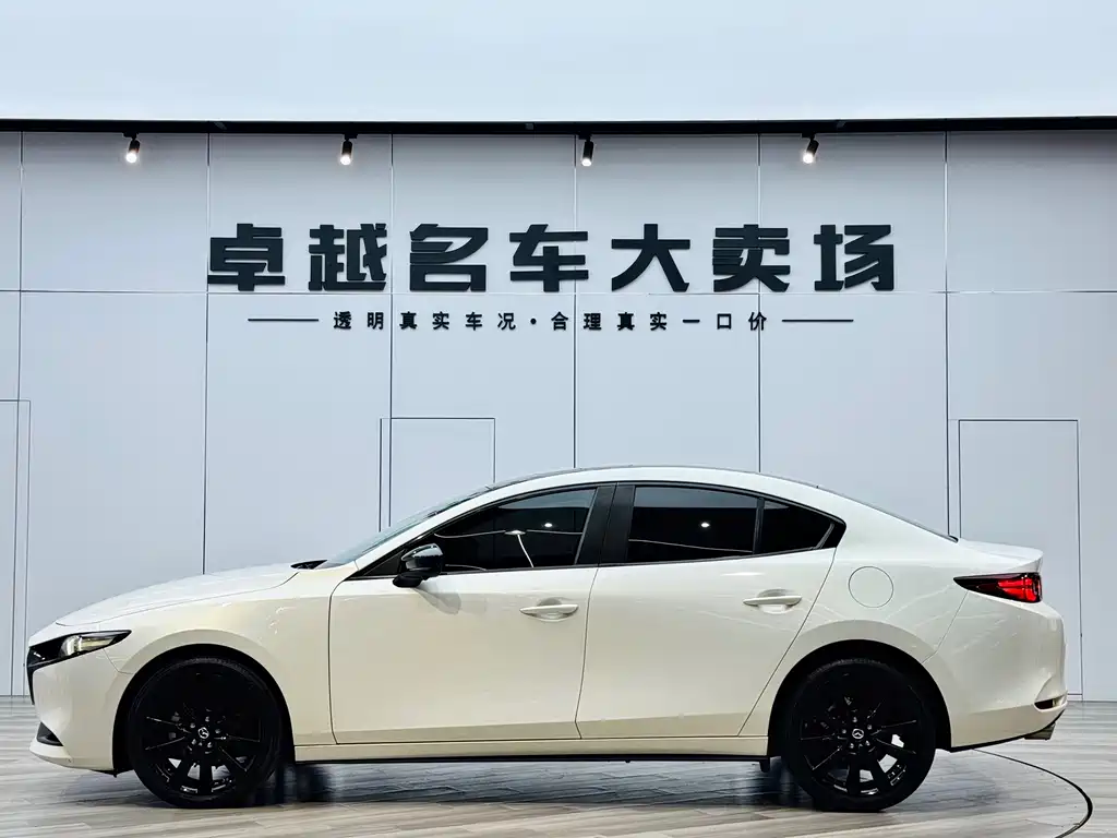 Mazda 3 2022
