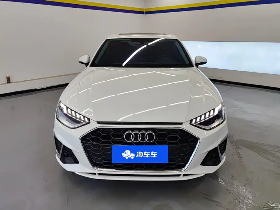 Audi A4 2024