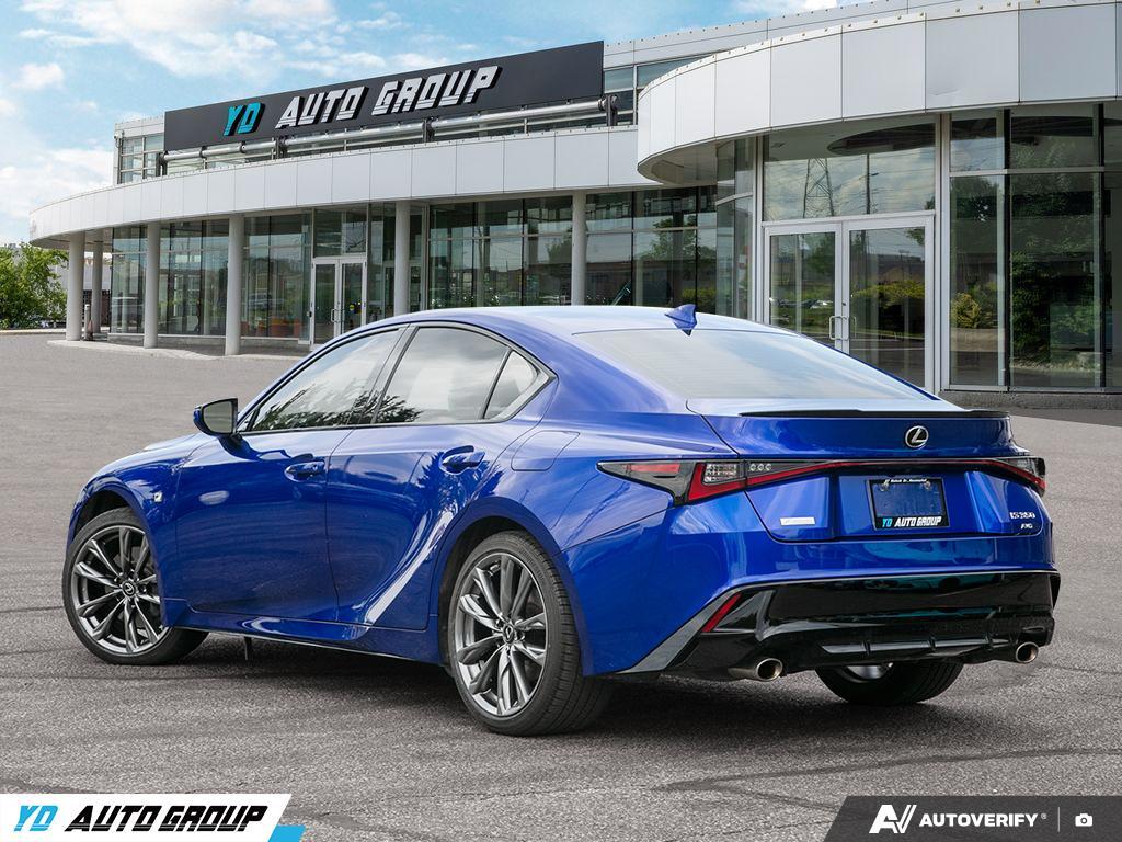Lexus IS 2021