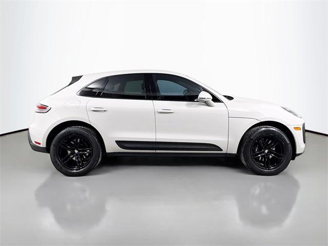 Porsche Macan 2024