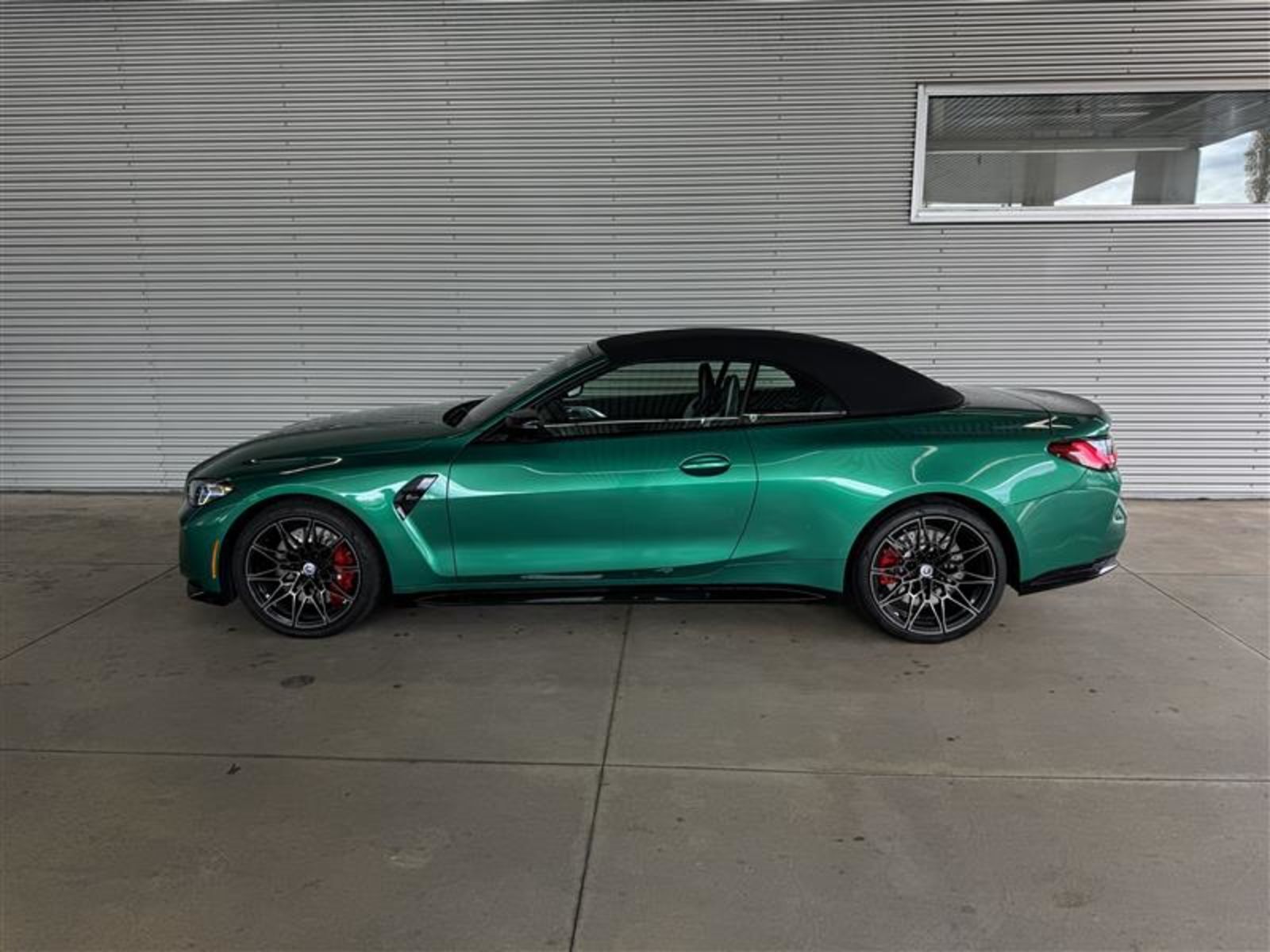 BMW M4 2023