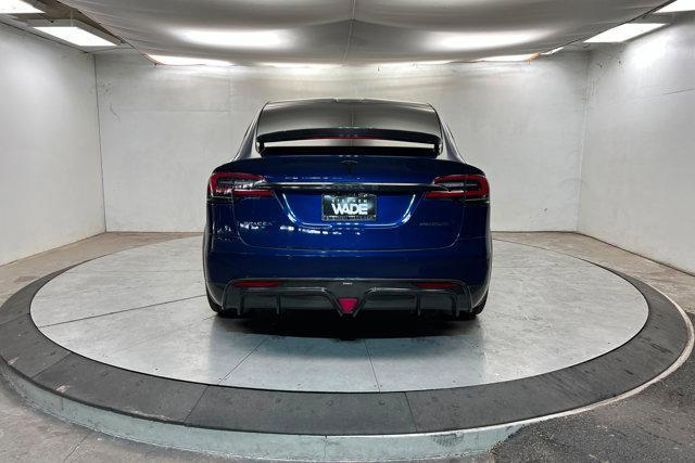 Tesla Model X 2021