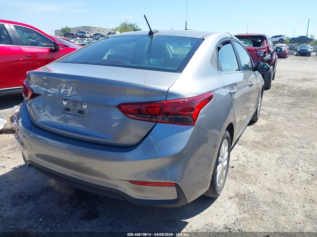 Hyundai Accent 2022