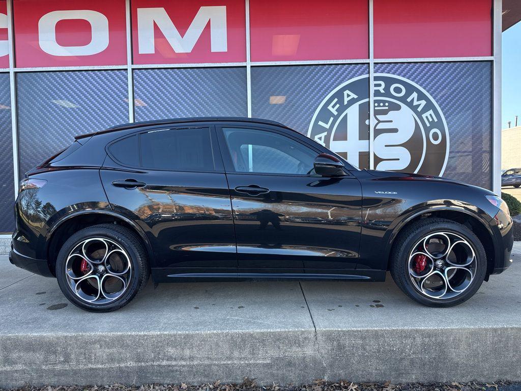 Alfa Romeo Stelvio 2024