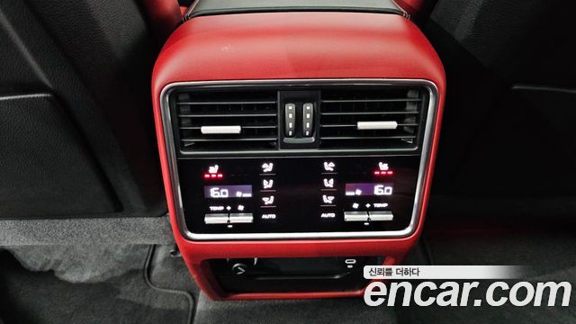Porsche Cayenne 2021