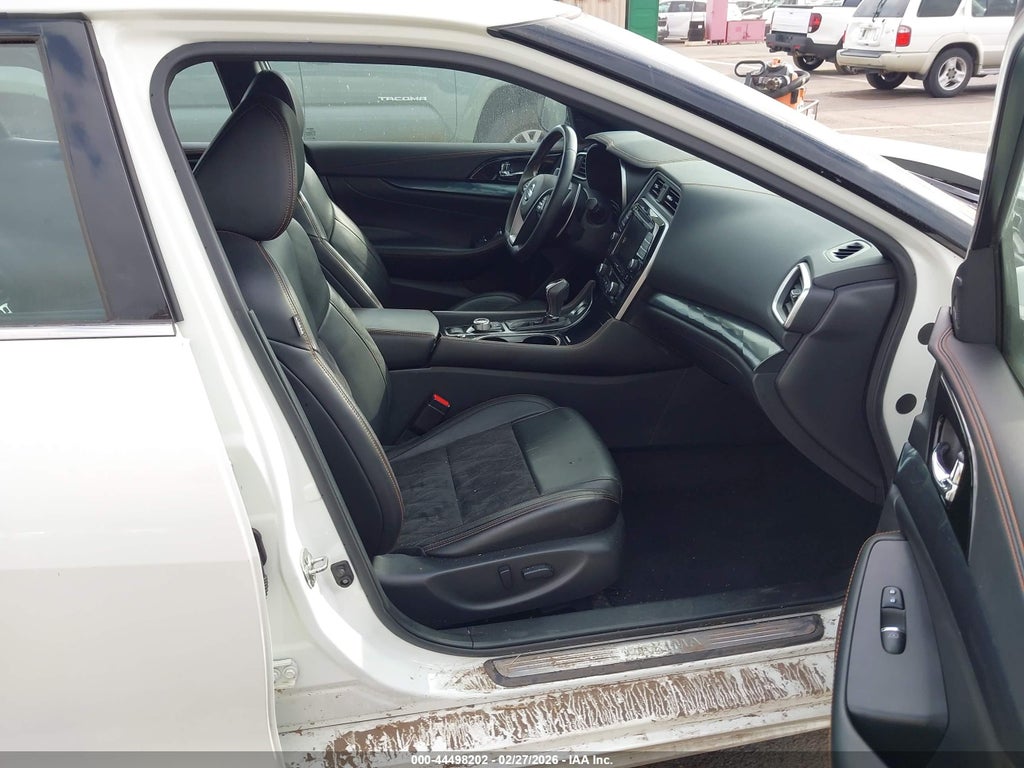 Nissan Maxima 2022