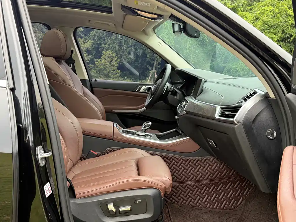 BMW X5 2021