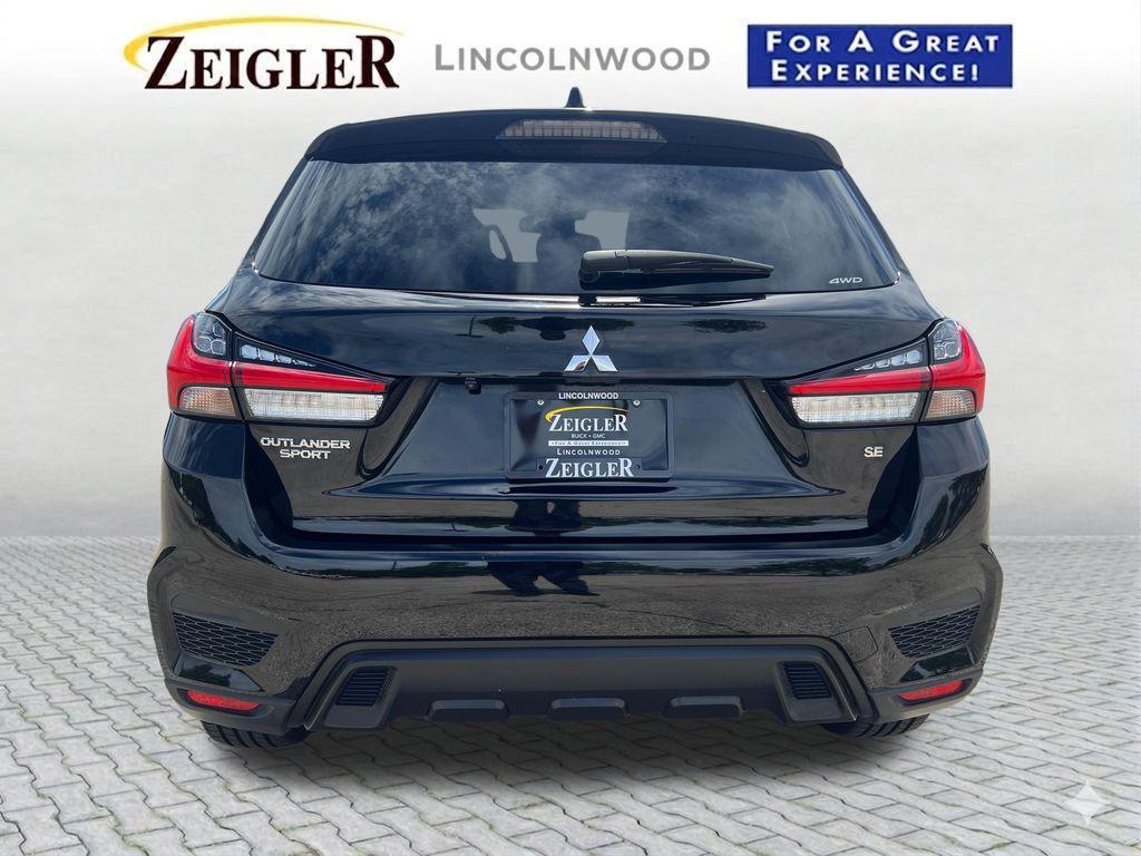 Mitsubishi Outlander Sport 2024