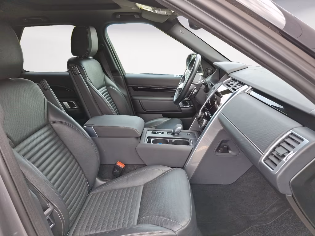 Land Rover Discovery 2021