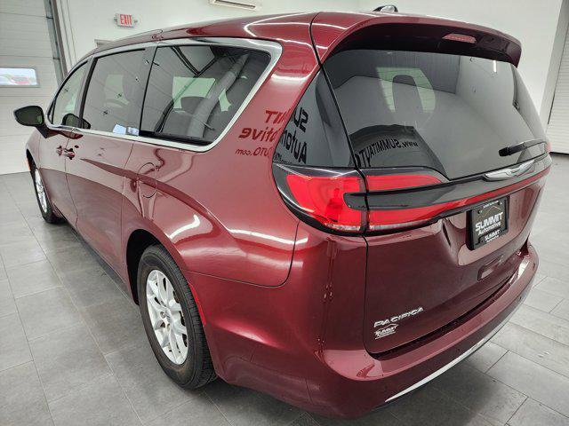 Chrysler Pacifica 2023