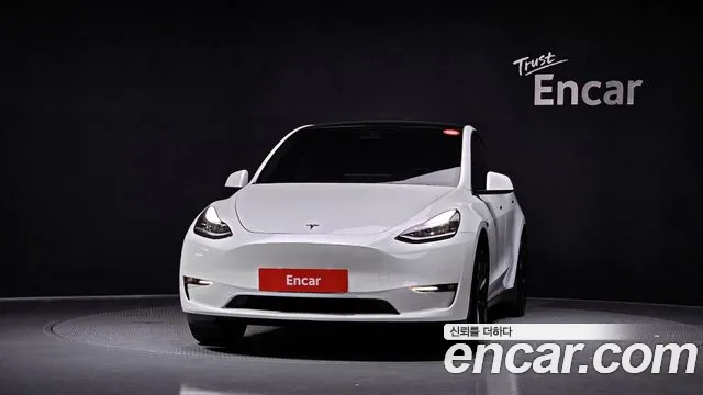 Tesla Model Y 2021