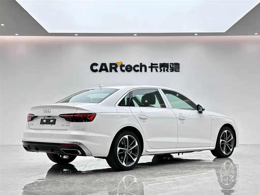 Audi A4 2022