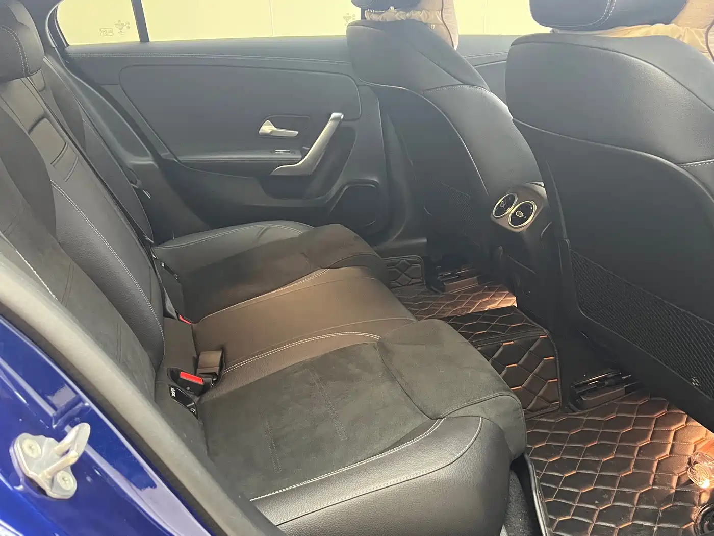 Mercedes-Benz A-Класс 2023