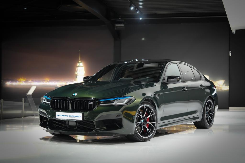 BMW M5 2023