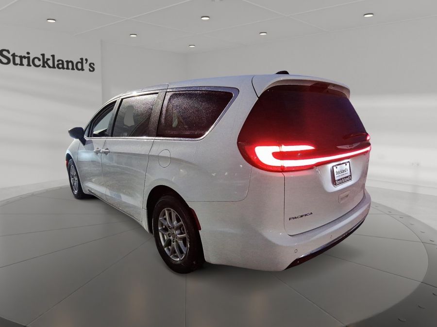 Chrysler Pacifica 2024