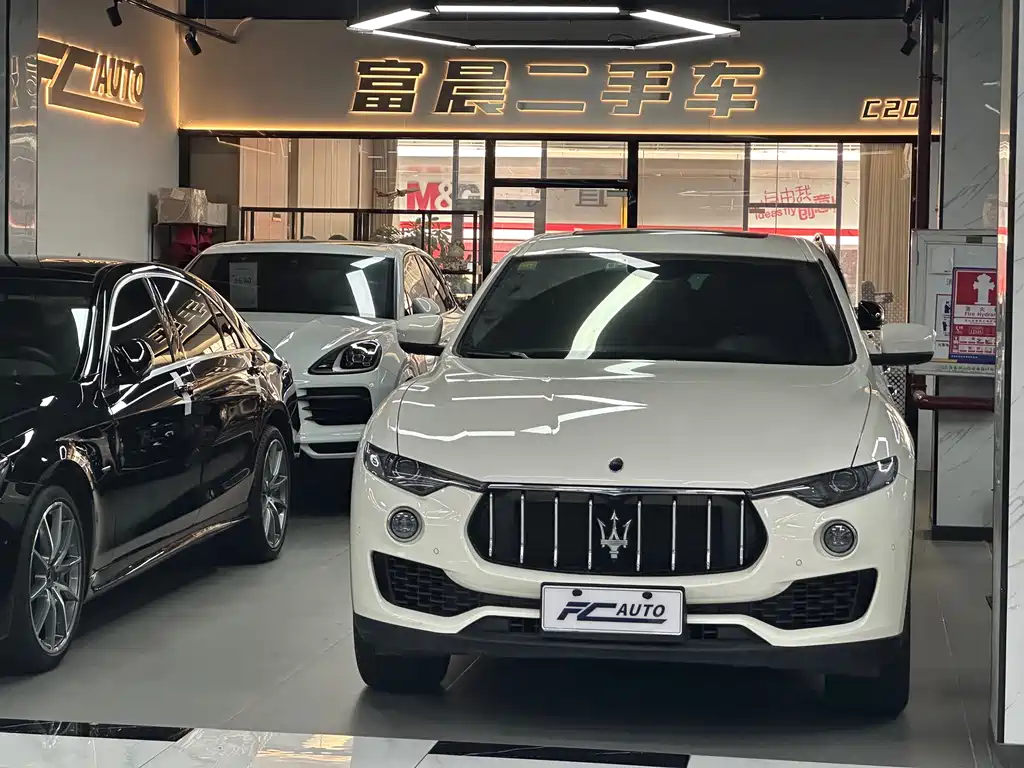 Maserati Levante 2021