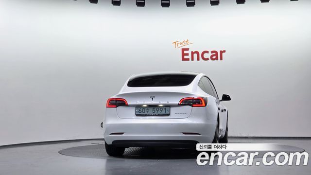 Tesla Model 3 2021