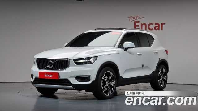 Volvo XC40 2021