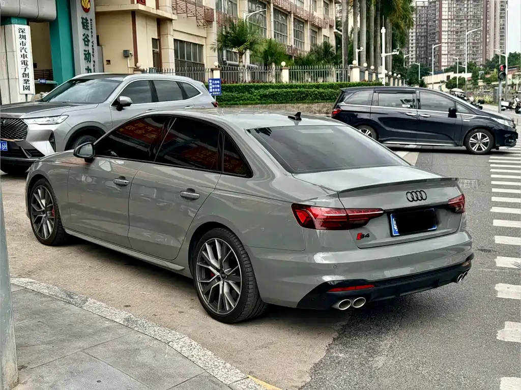 Audi S4 2023