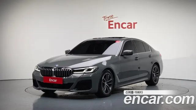 BMW 5 серии 2022