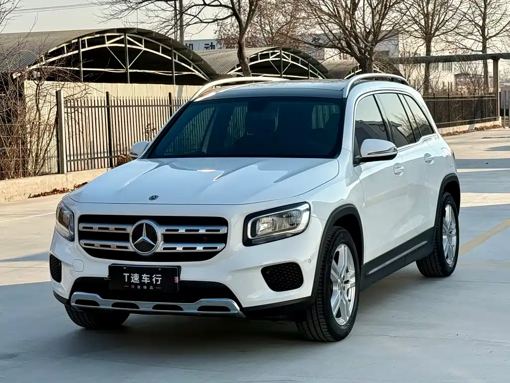 Mercedes-Benz GLB 2021