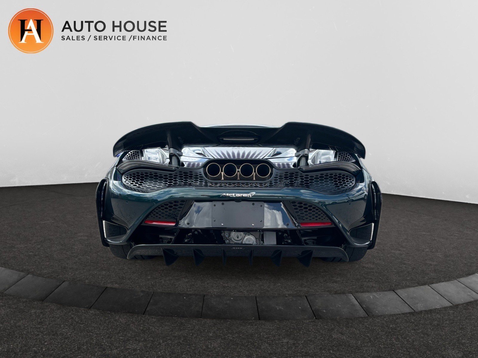 McLaren 765LT 2022