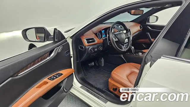 Maserati Ghibli 2020