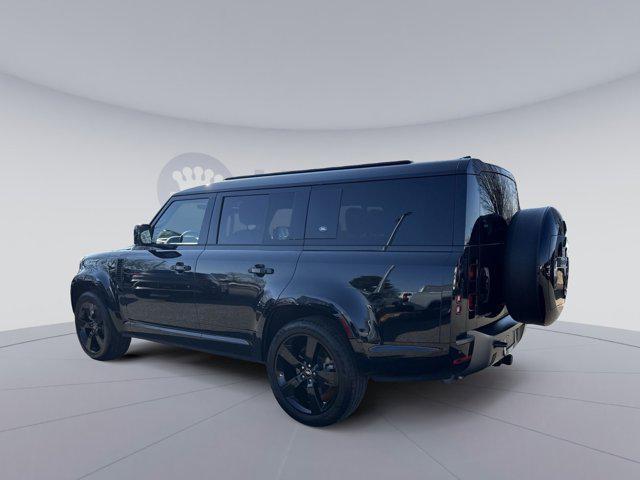 Land Rover Defender 2024
