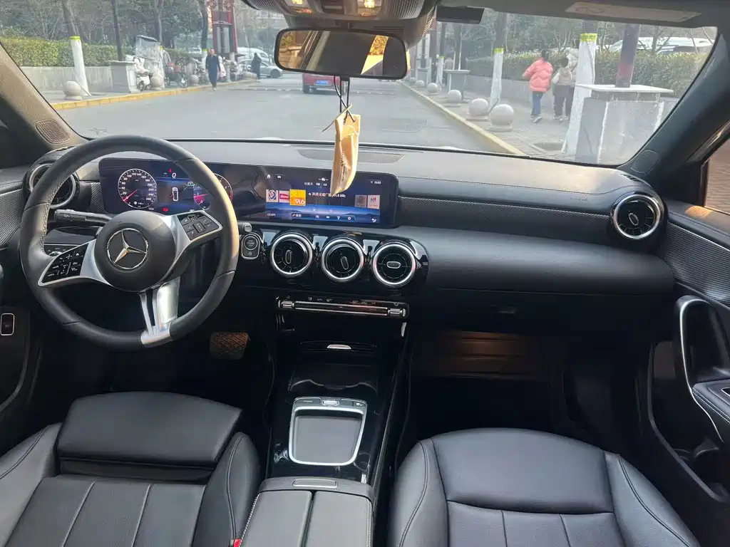Mercedes-Benz A-Класс 2024