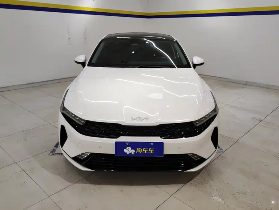 Kia K5 2023