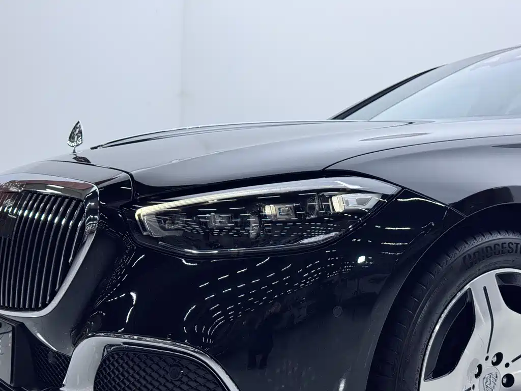 Mercedes-Benz Maybach S-Класс 2023