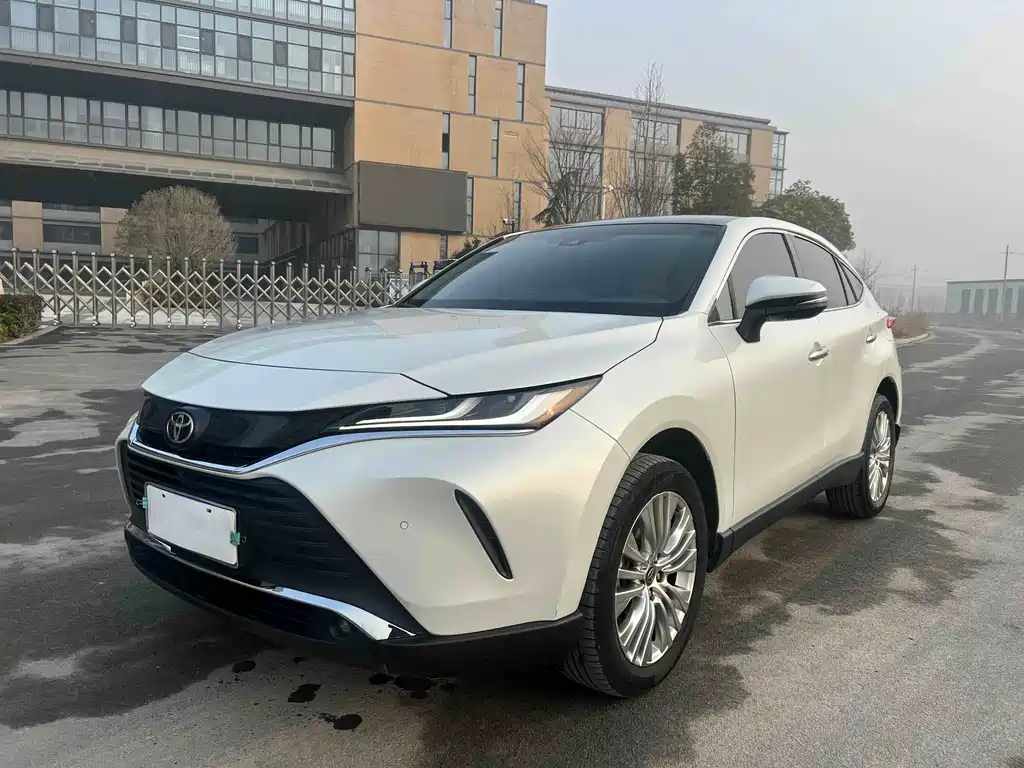Toyota Harrier 2023