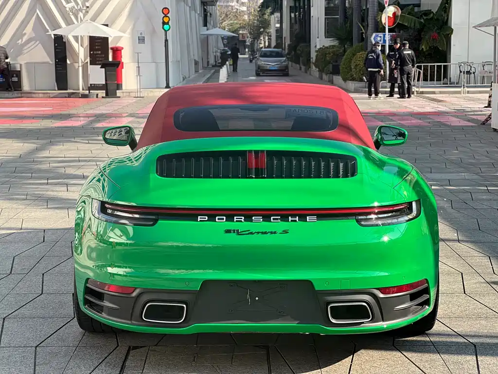 Porsche 911 2021