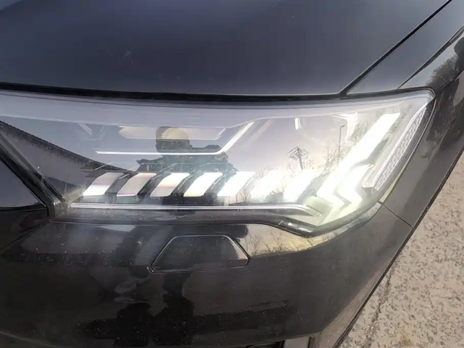 Audi Q7 2021