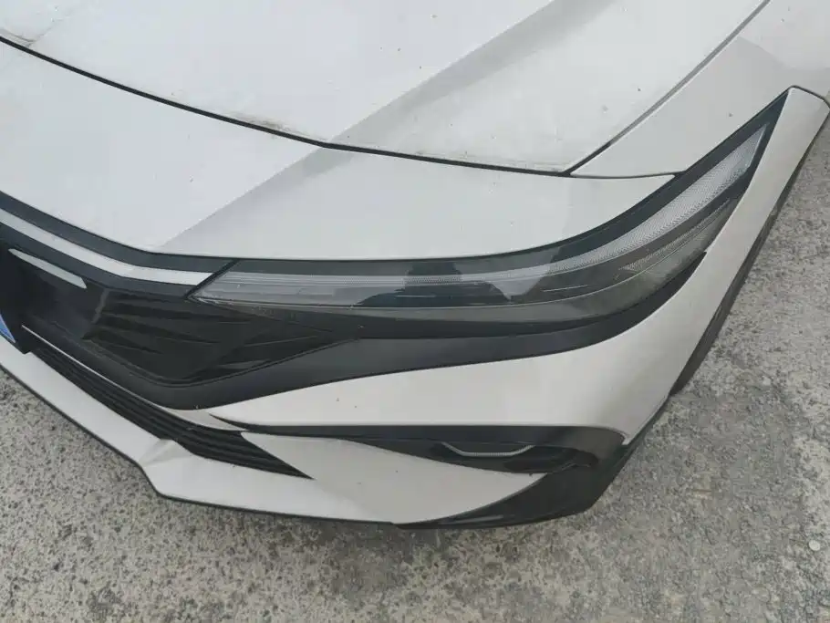 Hyundai Elantra 2024