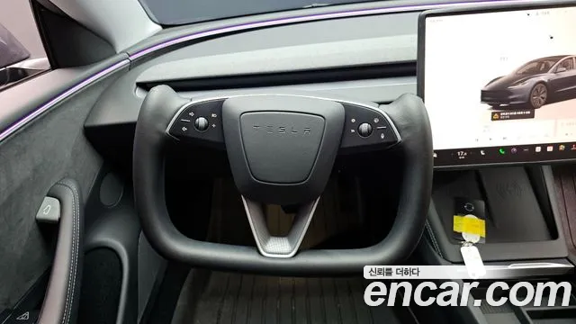 Tesla Model 3 2025