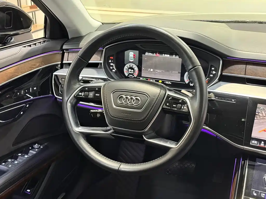 Audi A8 2021