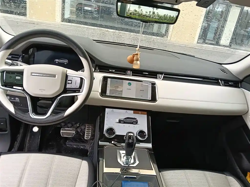 Land Rover Range Rover Evoque 2021