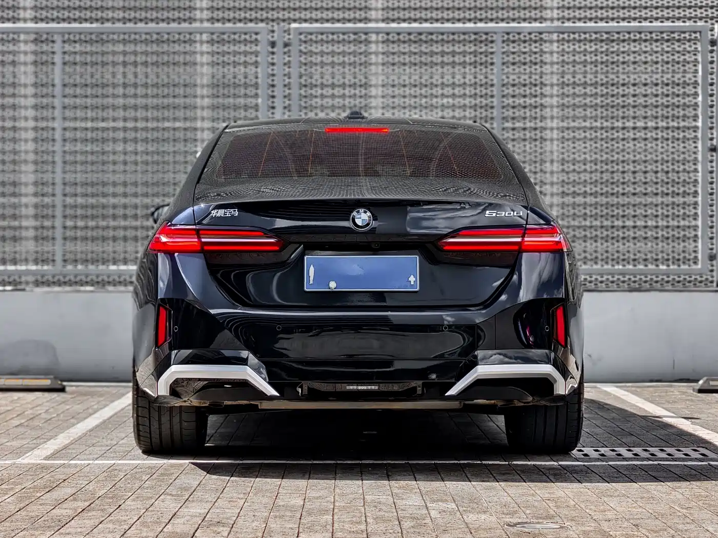BMW 5 серии 2025