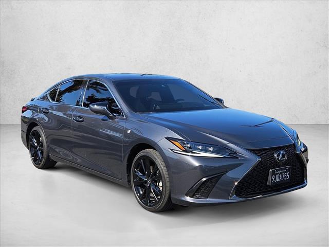 Lexus ES 2024