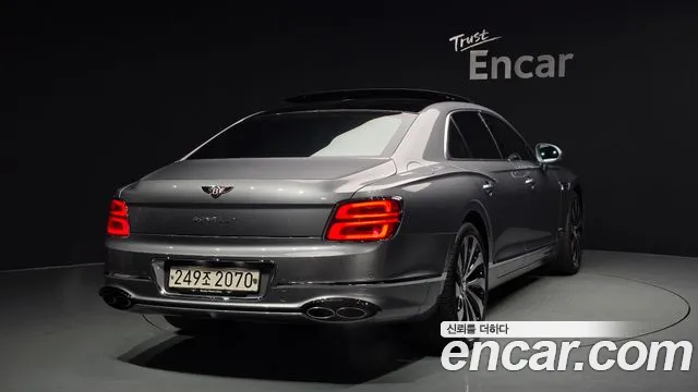 Bentley Flying Spur 2023