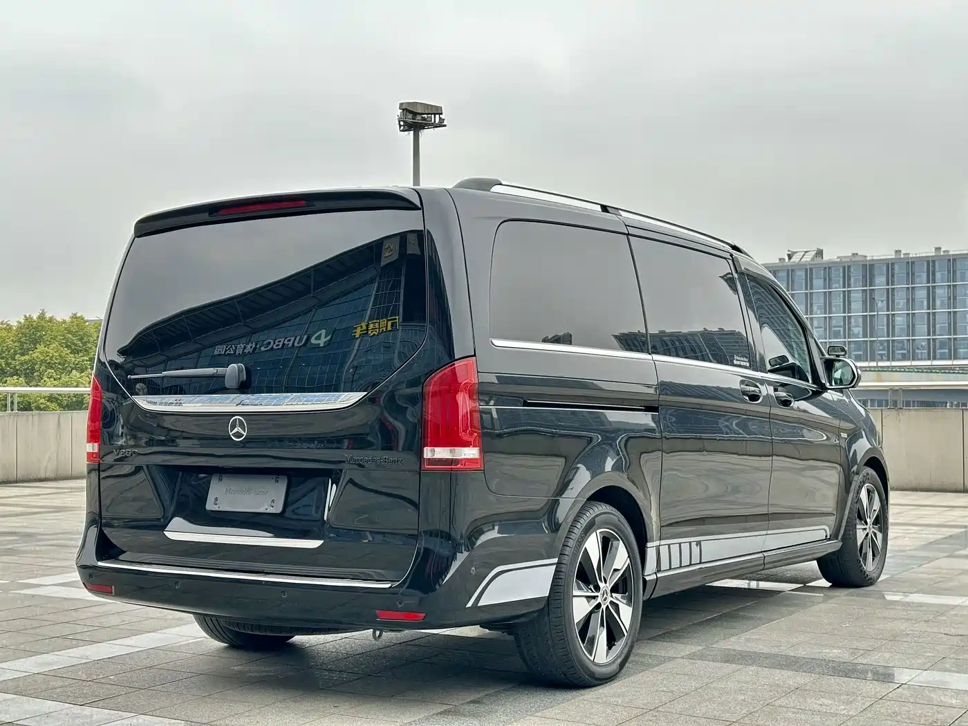 Mercedes-Benz V-Класс 2022
