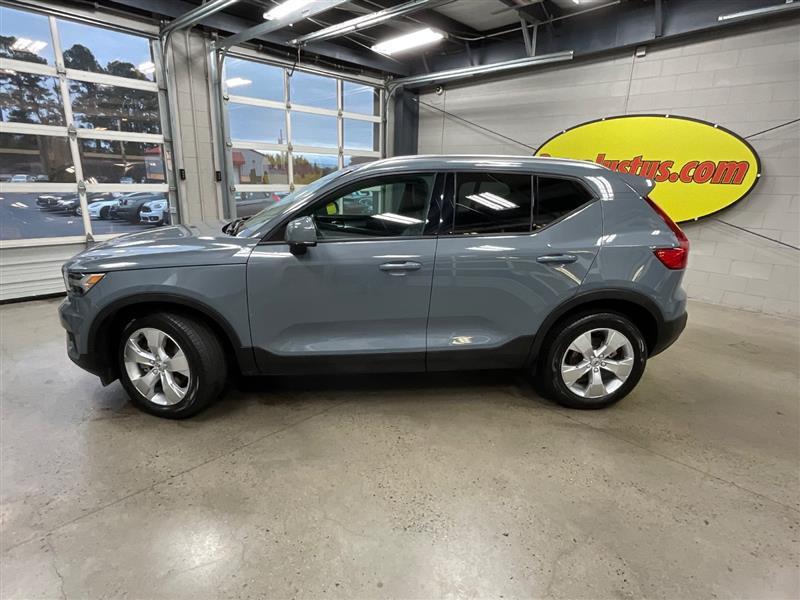 Volvo XC40 2021
