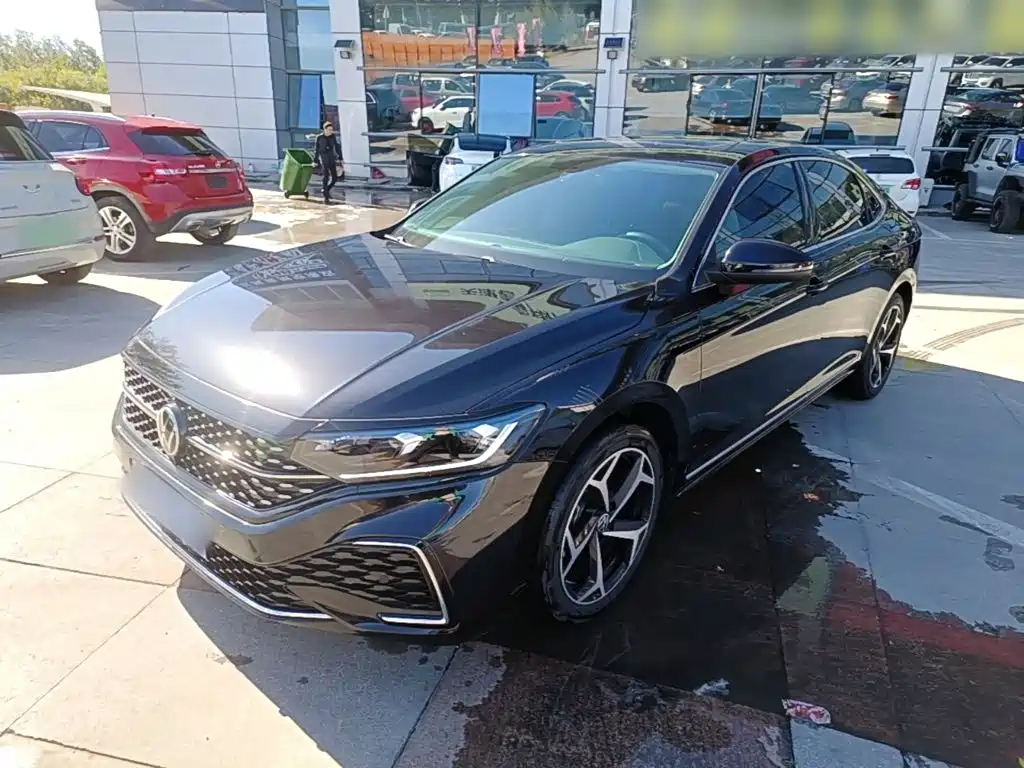 Volkswagen Passat 2025