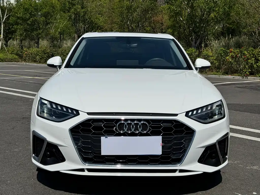 Audi A4 2021