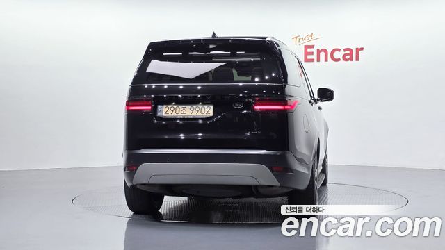 Land Rover Discovery 2022